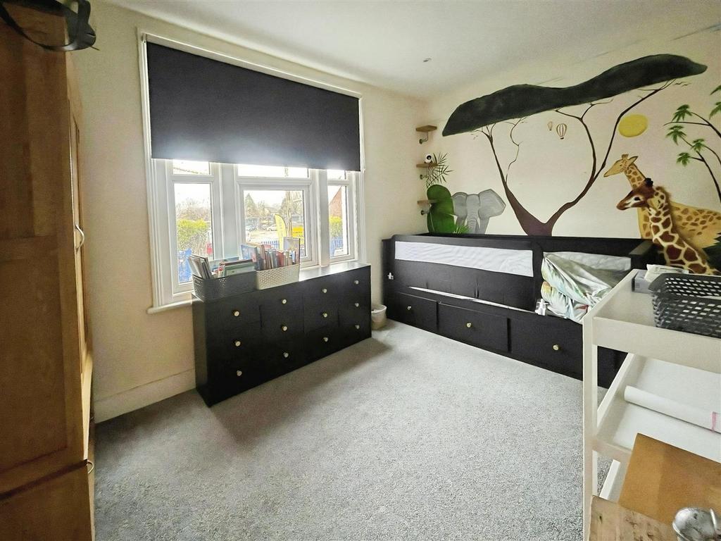Second bedroom.jpeg