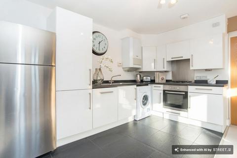 2 bedroom flat to rent, Bermondsey Street, London, SE1