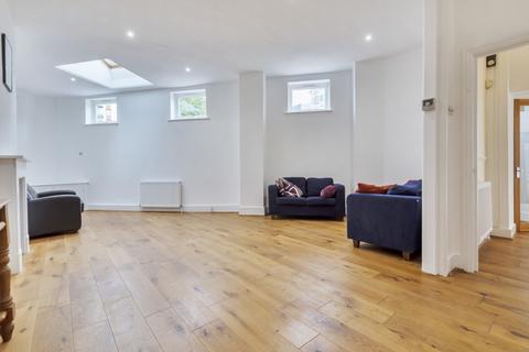 4 bedroom house to rent, Crimsworth Road, Vauxhall, London, SW8