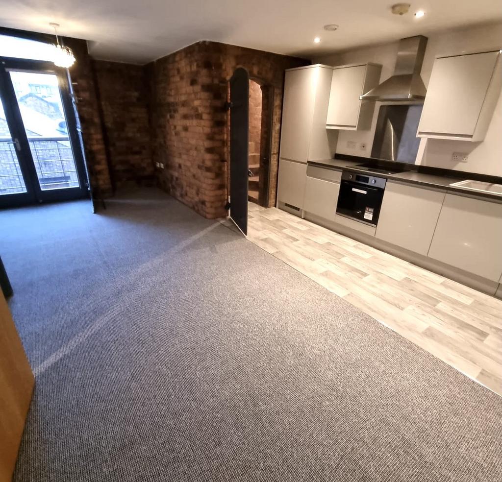 Apartment in Liverpool, Vauxhall - View 3