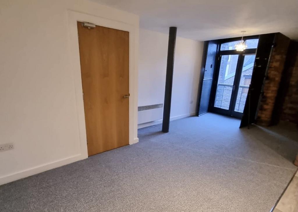 Apartment in Liverpool, Vauxhall - View 4