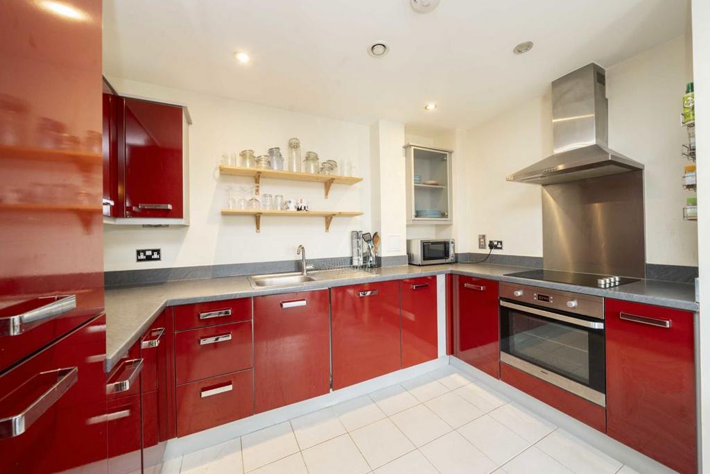 Apartment in London - View 2