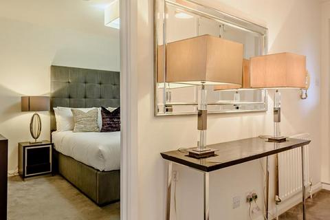 2 bedroom flat to rent, Fulham Road, London SW3