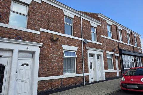 2 bedroom apartment to rent, Claremont South Avenue, Gateshead, NE8