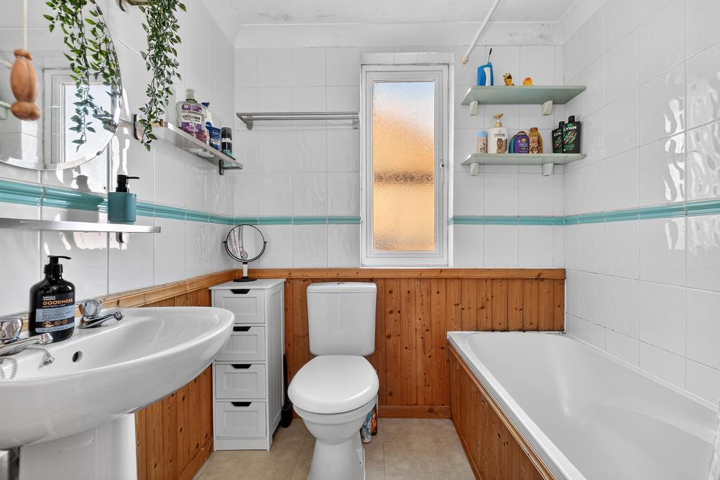 553readingroadlarge19