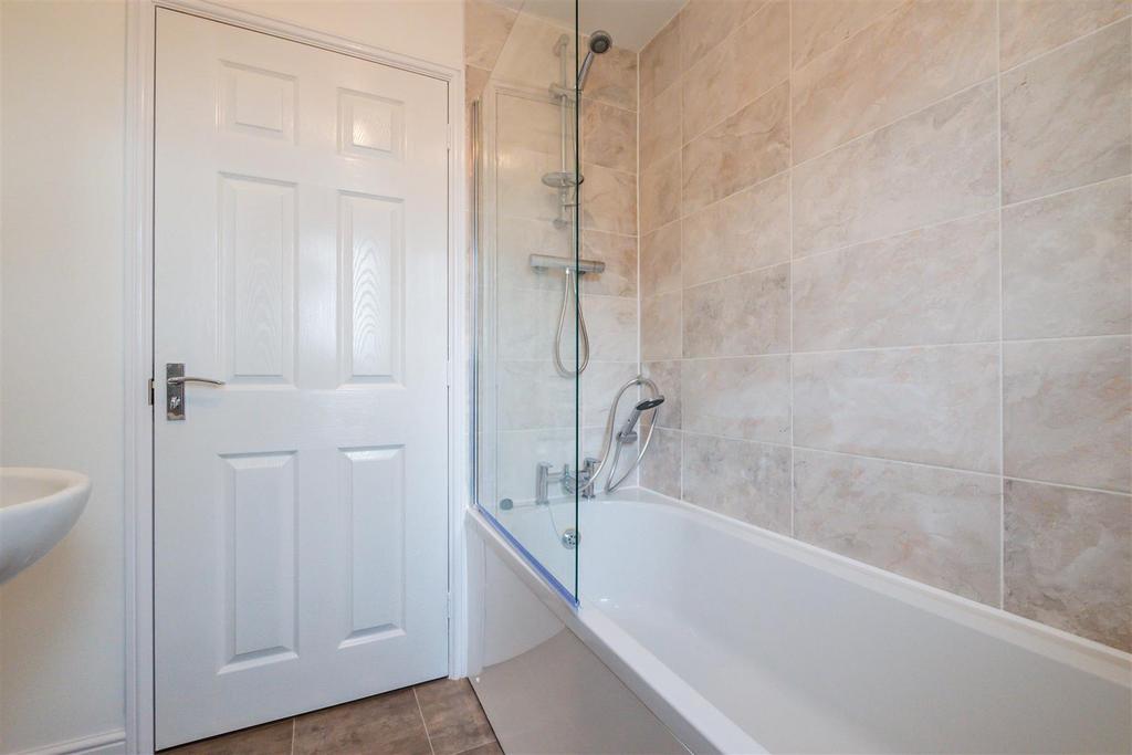 Kilkenny bathroom 3.jpg