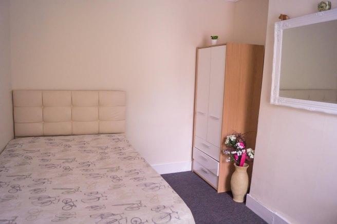 Milburn-road-me7-1pq-925333