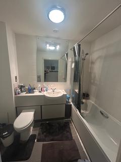 2 bedroom apartment to rent, Silbury Boulevard, Milton Keynes, MK9