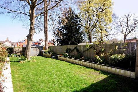 undefined, Romans Close, Surrey GU1