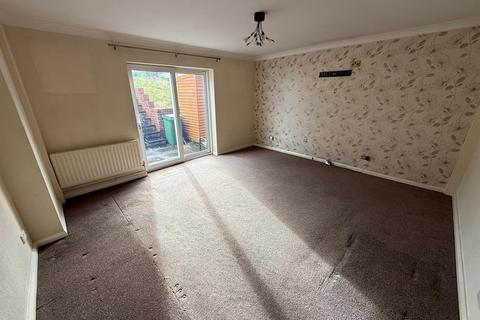 3 bedroom semi-detached house for sale, Ridge Grove, Stourbridge, DY9 7PY