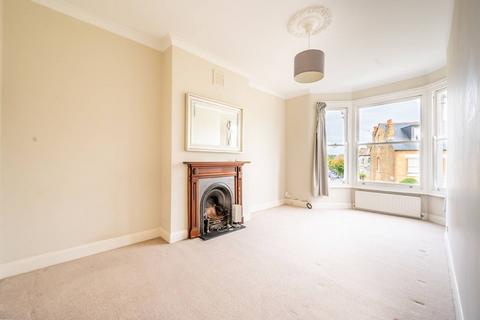 2 bedroom flat to rent, Elms Crescent, Abbeville Village, London, SW4