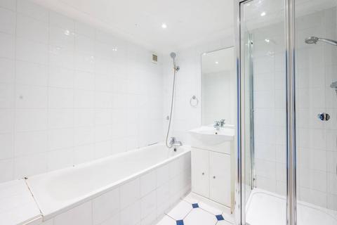 2 bedroom flat to rent, Elms Crescent, Abbeville Village, London, SW4