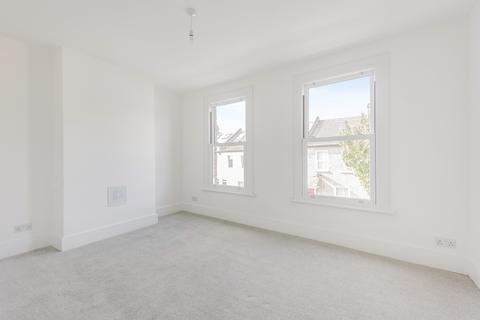 2 bedroom house to rent, Besley Street, Streatham, London, SW16