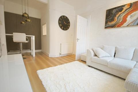 1 bedroom flat to rent, Restalrig Road South, Edinburgh, EH7