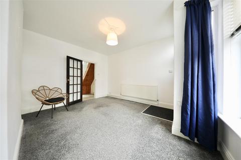 2 bedroom end of terrace house for sale, Perth Street, Hull