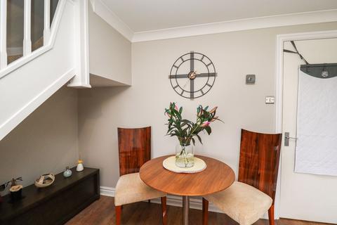 2 bedroom terraced house for sale, Shorwell Close, Warrington