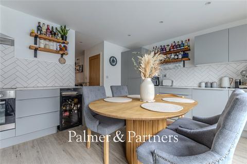 4 bedroom semi-detached house for sale, Bayswater Close, Ipswich, Suffolk, IP1