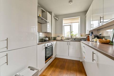 1 bedroom flat to rent, Londesborough Road, Stoke Newington, London, N16