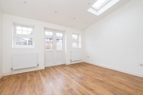 undefined, Stavordale Road, Carshalton SM5