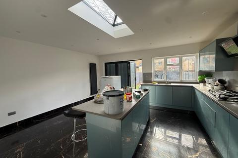 undefined, Woodmansterne Road, London SW16