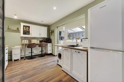 undefined, Severn Court, Burton Latimer, NN15