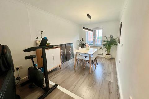 4 bedroom terraced house for sale, Kilcoby Avenue, Swinton, M27