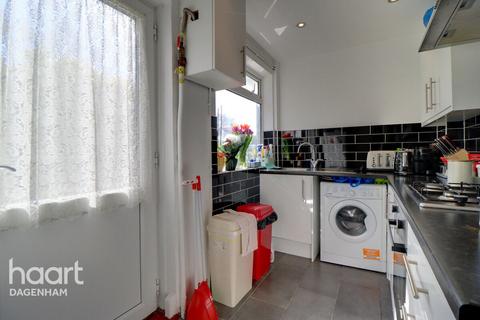 Spurling Road, Dagenham