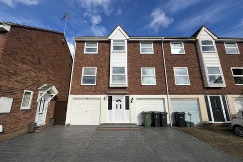 undefined, Abercorn Way, CM8