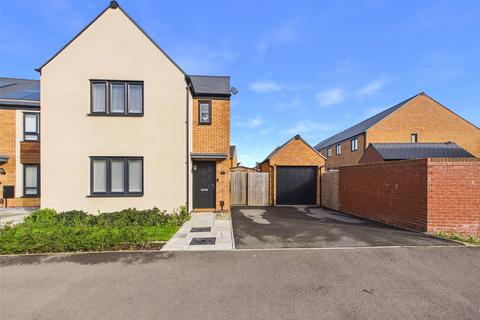 3 bedroom detached house for sale, Ruby Avenue, Bishops Cleeve, Cheltenham, Gloucestershire, GL52