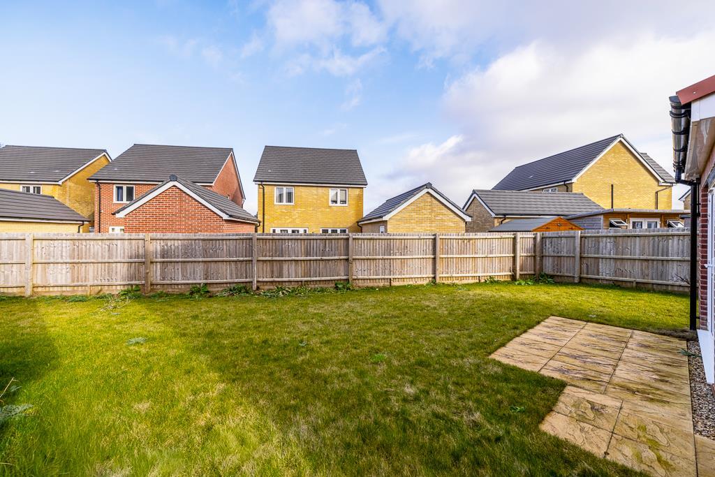 7 Sunflower Avenue (Pinchbeck)-10.jpg