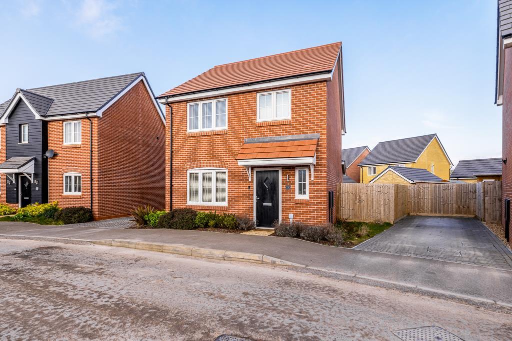 7 Sunflower Avenue (Pinchbeck)-3.jpg