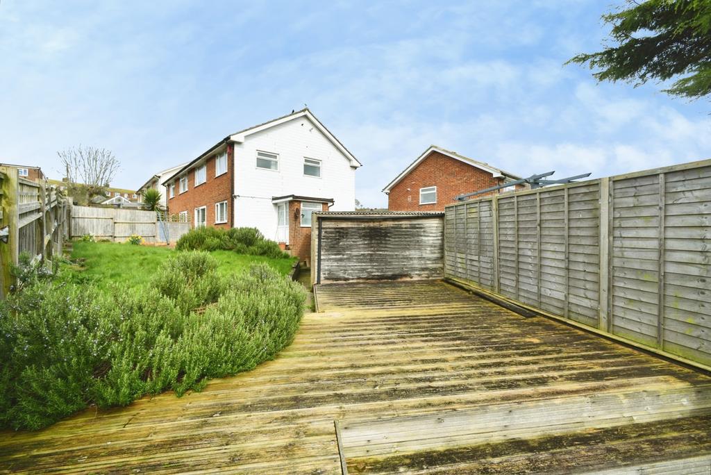 Rear Garden Pic 3