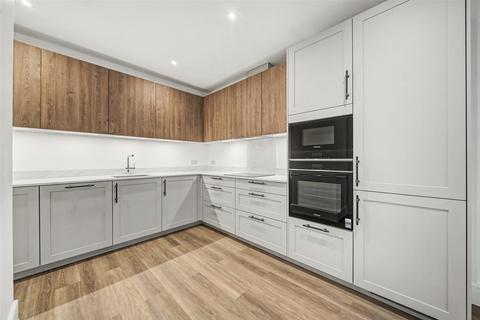 1 bedroom apartment for sale, Caspian House, Chase Side, Southgate, N14