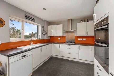 3 bedroom detached house for sale, Green Ridge, Brighton, BN1