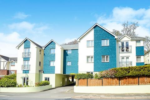 2 bedroom flat to rent, St. Marychurch Road, Devon TQ12