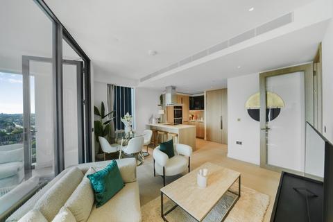 2 bedroom apartment to rent, Nine Elms Lane River Park Tower SW8