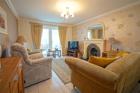 2 bedroom bungalow for sale, Meadow View Drive, Ravenfield, Rotherham, South Yorkshire, S65