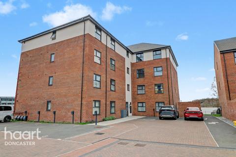 2 bedroom flat for sale, Dove Mews, Lakeside, Doncaster