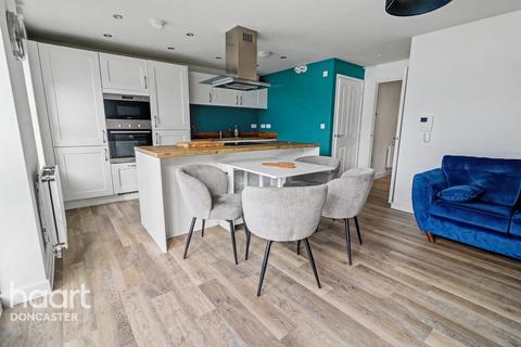 2 bedroom flat for sale, Dove Mews, Lakeside, Doncaster