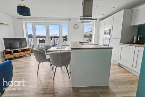 2 bedroom flat for sale, Dove Mews, Lakeside, Doncaster