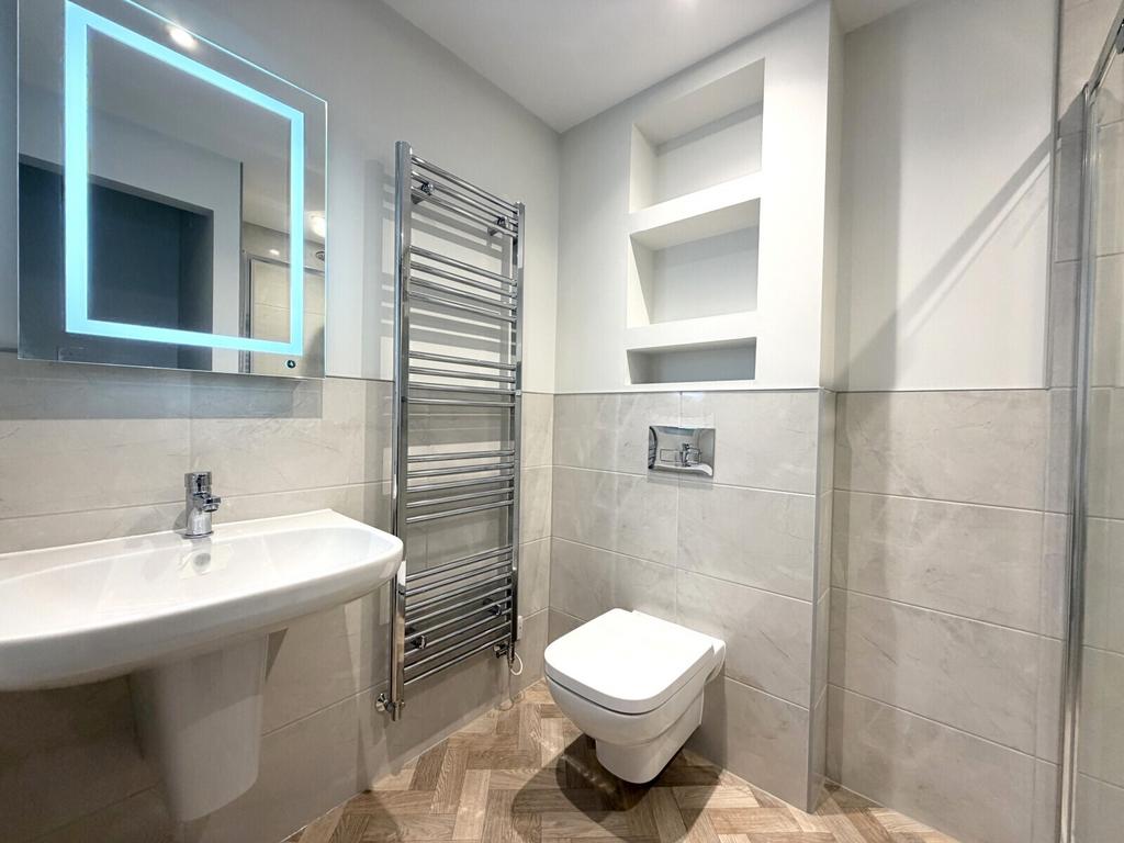 GF Bathroom View 2