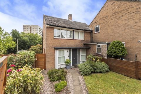 3 bedroom house to rent, Littlecote Close, Southfields, SW19