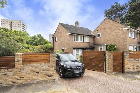 3 bedroom house to rent, Littlecote Close, Southfields, SW19