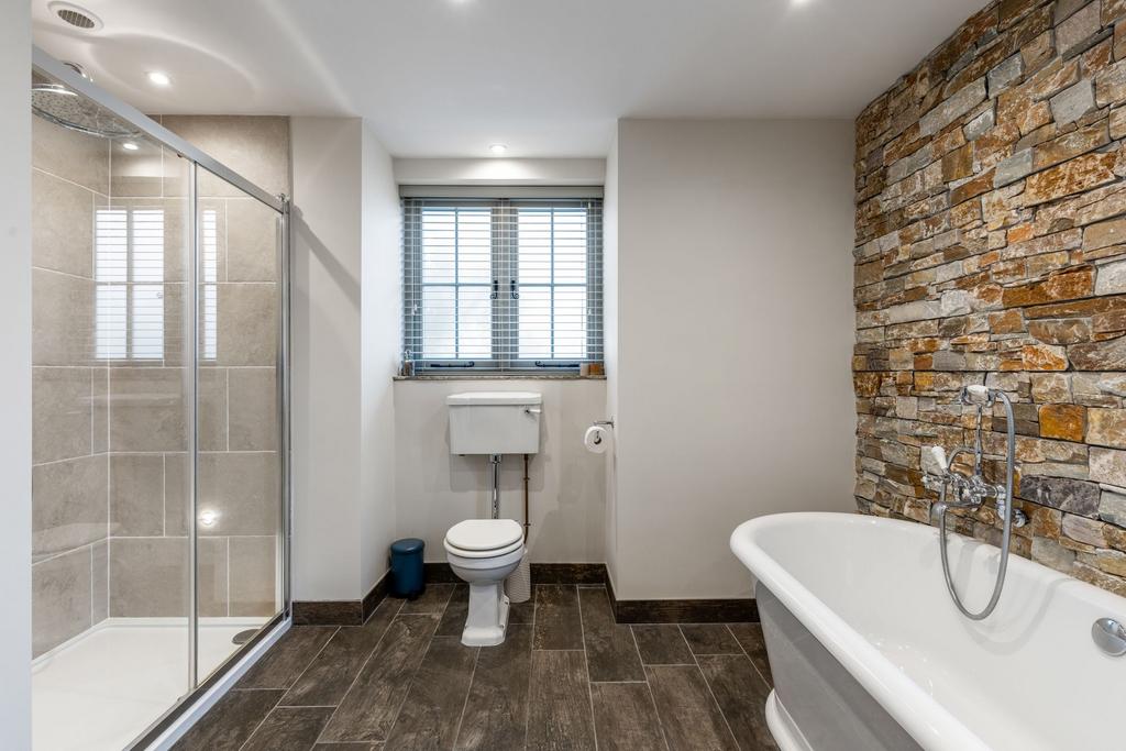Primary en suite