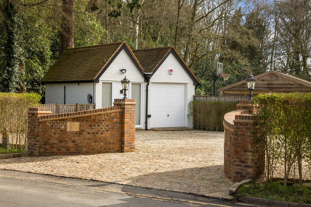 Office / garage