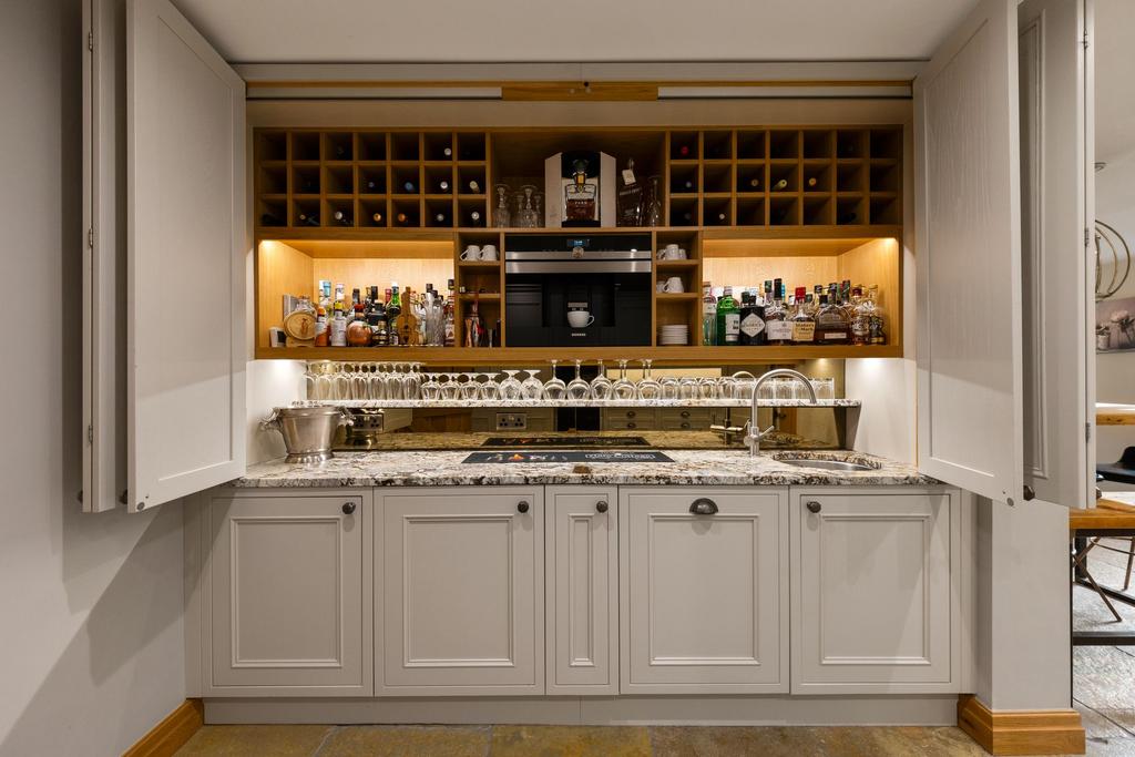 Drinks bar