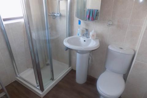 1 bedroom house to rent, Gade Close, Hayes, Middlesex