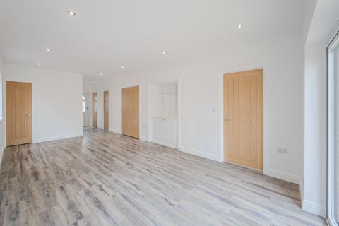 undefined, Kingsdown Road, Swindon SN3