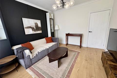 3 bedroom semi-detached house to rent, Easton Road, Droylsden, Manchester, Greater Manchester, M43