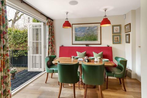 5 bedroom terraced house for sale, Brompton Square, London SW3
